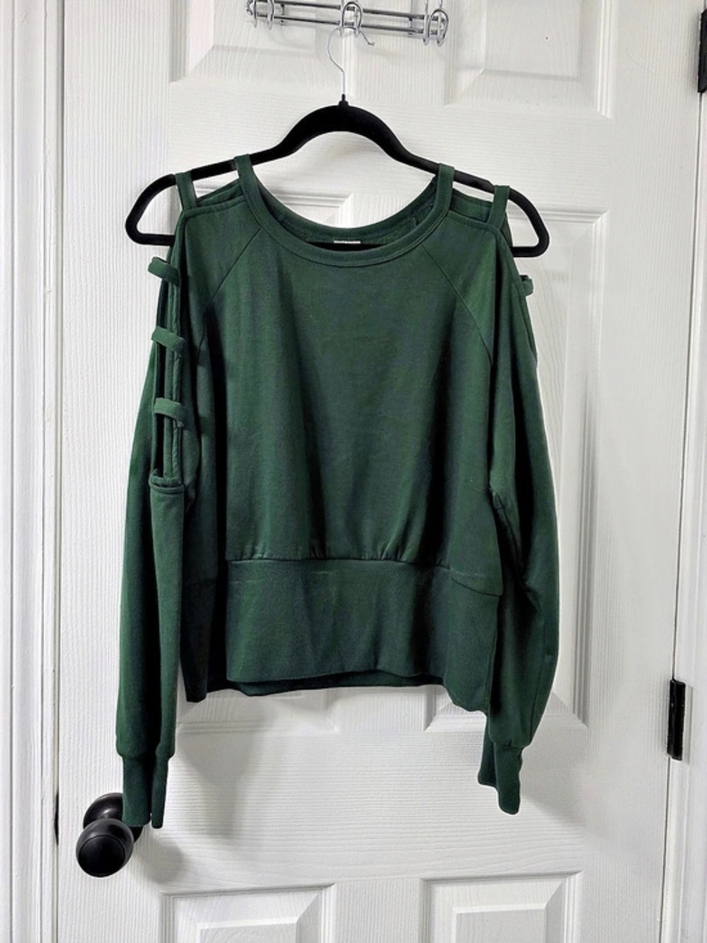 NOBO Green Cutout Sleeve Sweatshirt Size XL